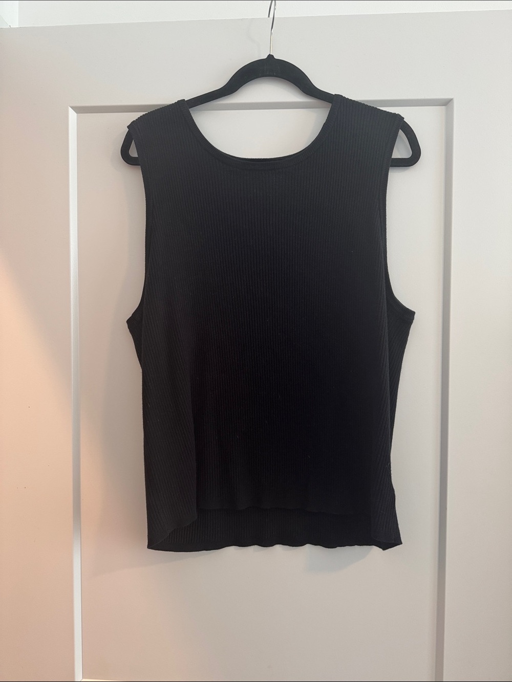 Women's Black Ribbed Tank Top - Minimal Crewneck